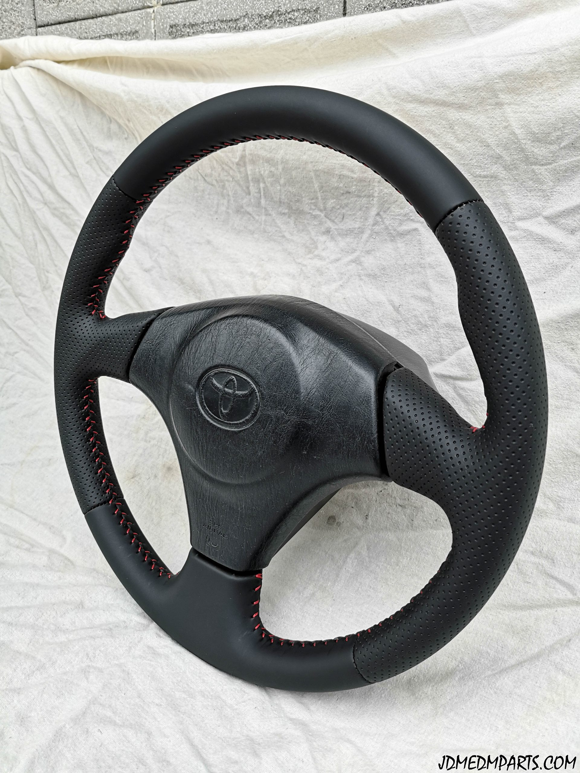 TOYOTA Supra JZA80 ステアリング 黒 レザー Toyota Supra MK4 JZA80 NEW Leather Steering Wheel Facelift
