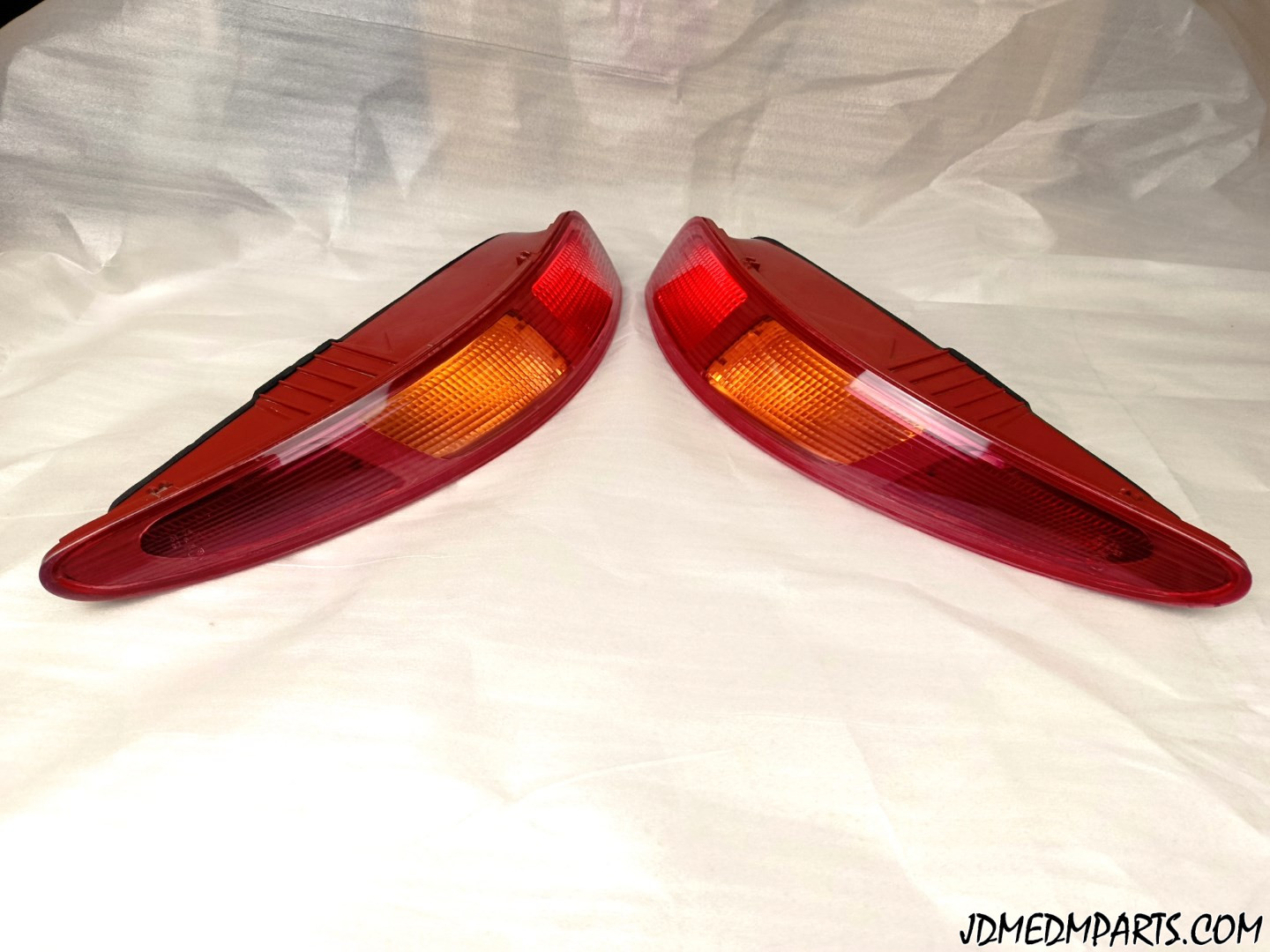 Alfa Romeo GT 937 Taillights Left and Right 60681558 / 60681559 OEM