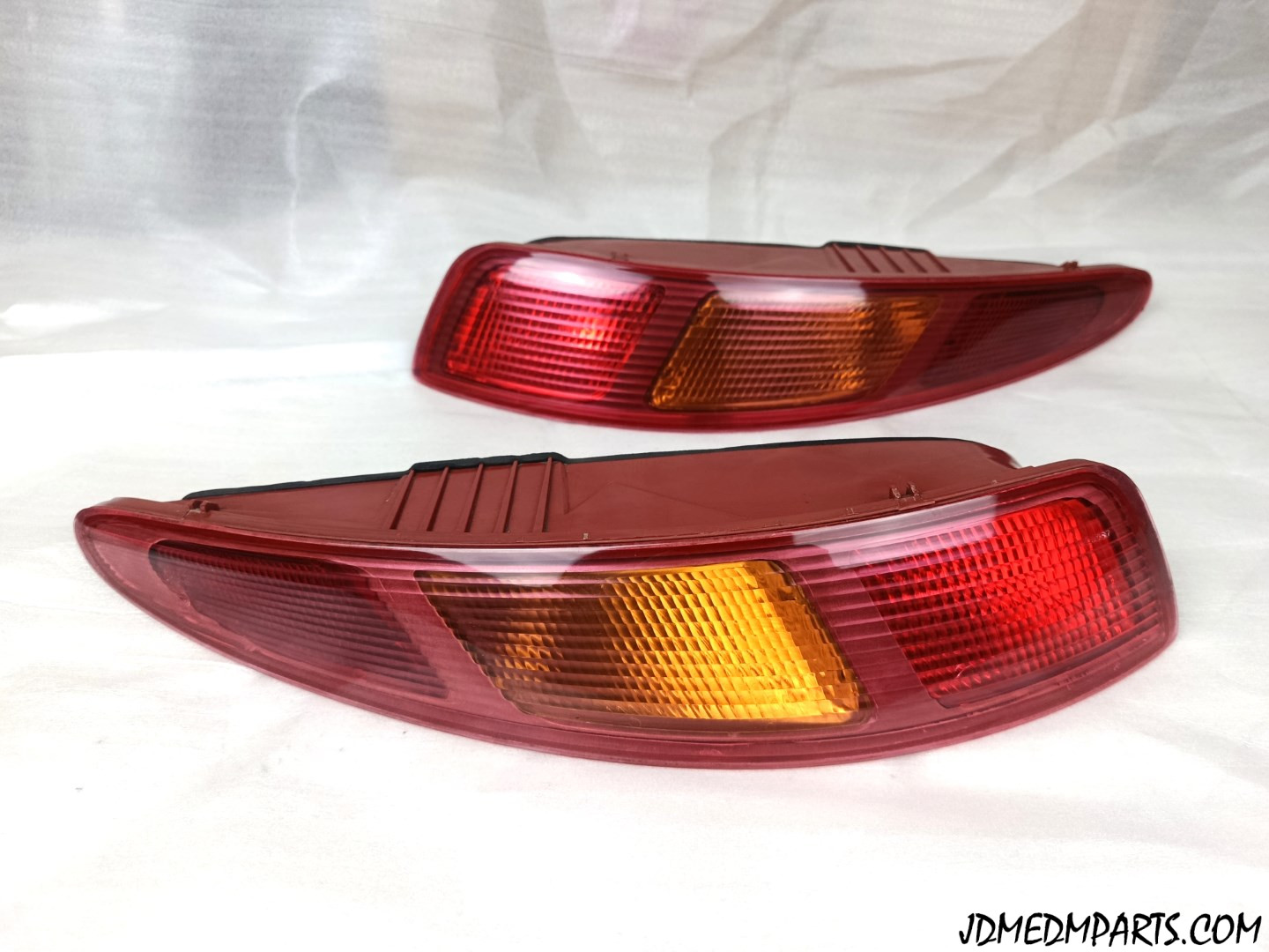 Alfa Romeo GT 937 Taillights Left and Right 60681558 / 60681559 OEM