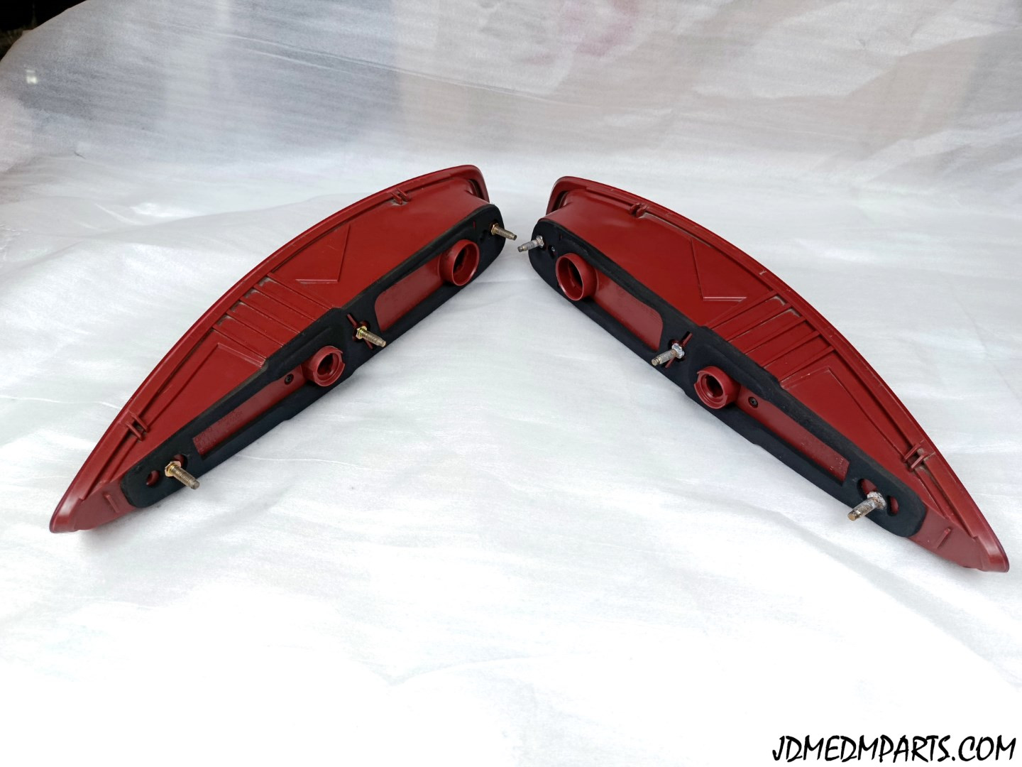 Alfa Romeo GT 937 Taillights Left and Right 60681558 / 60681559 OEM