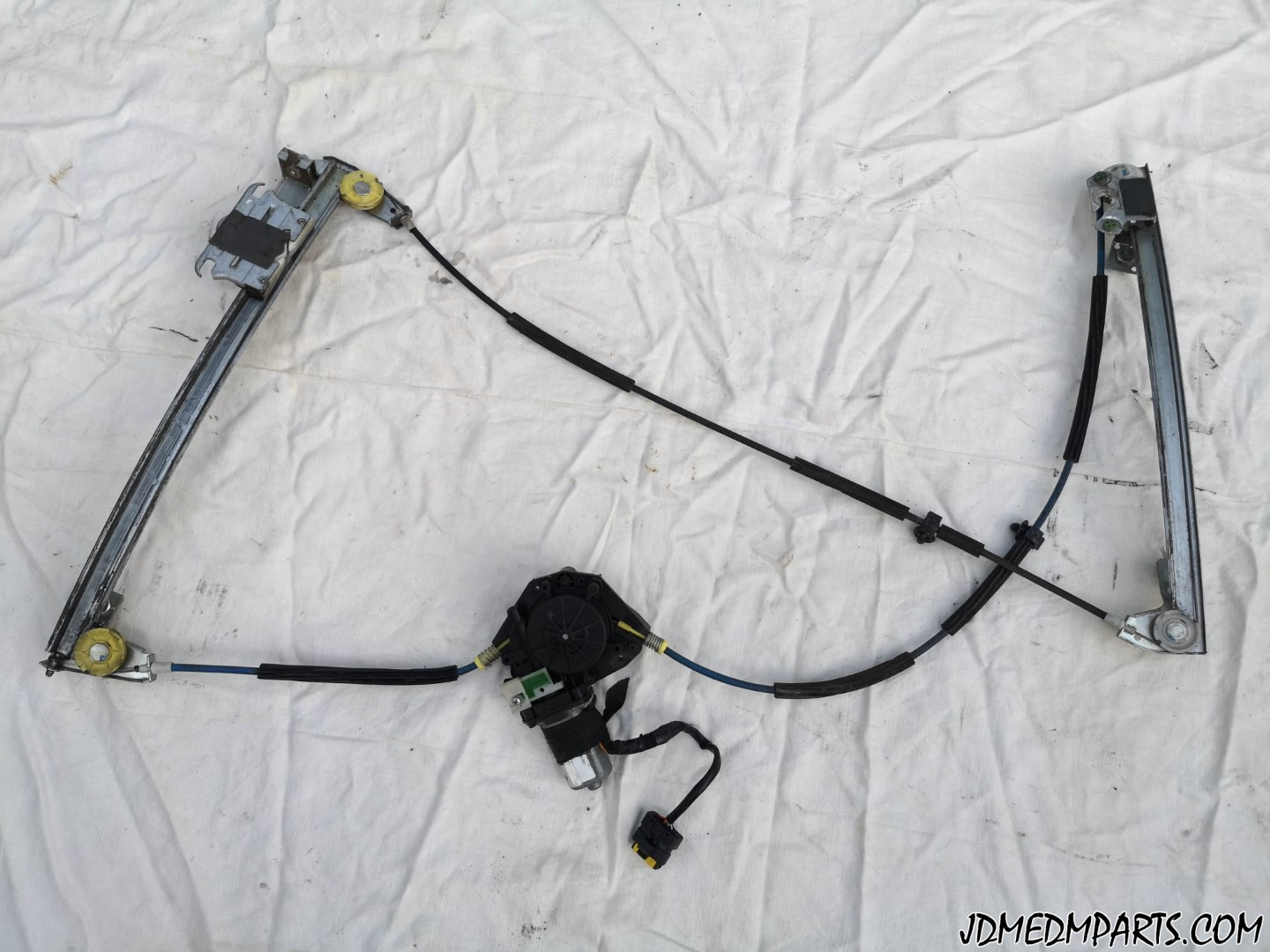 Alfa Romeo GT 937 Left Window Regulator Motor Assembly 606815930