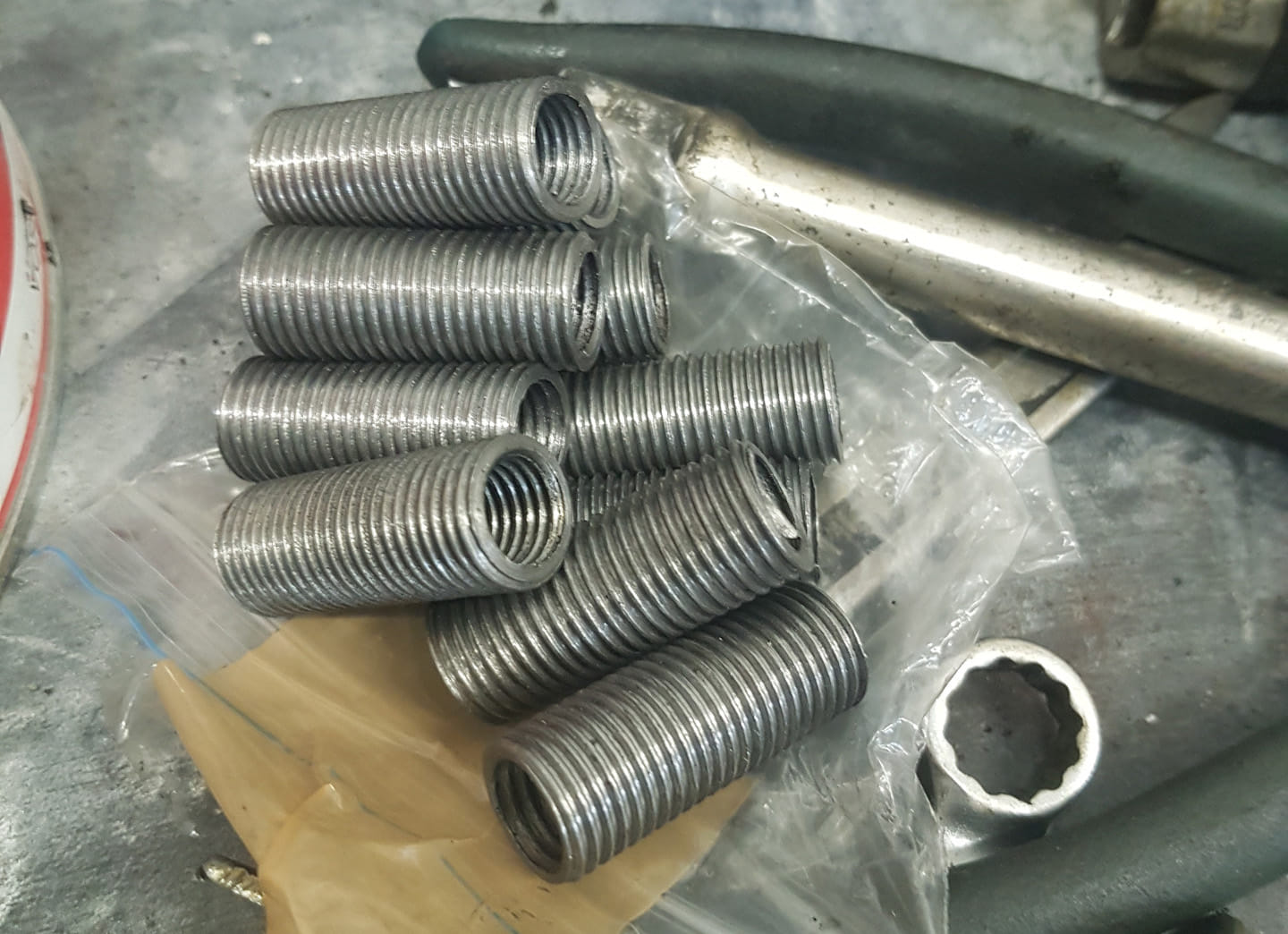2AZ-FE Stripped Head Bolts Thread Repair Inserts