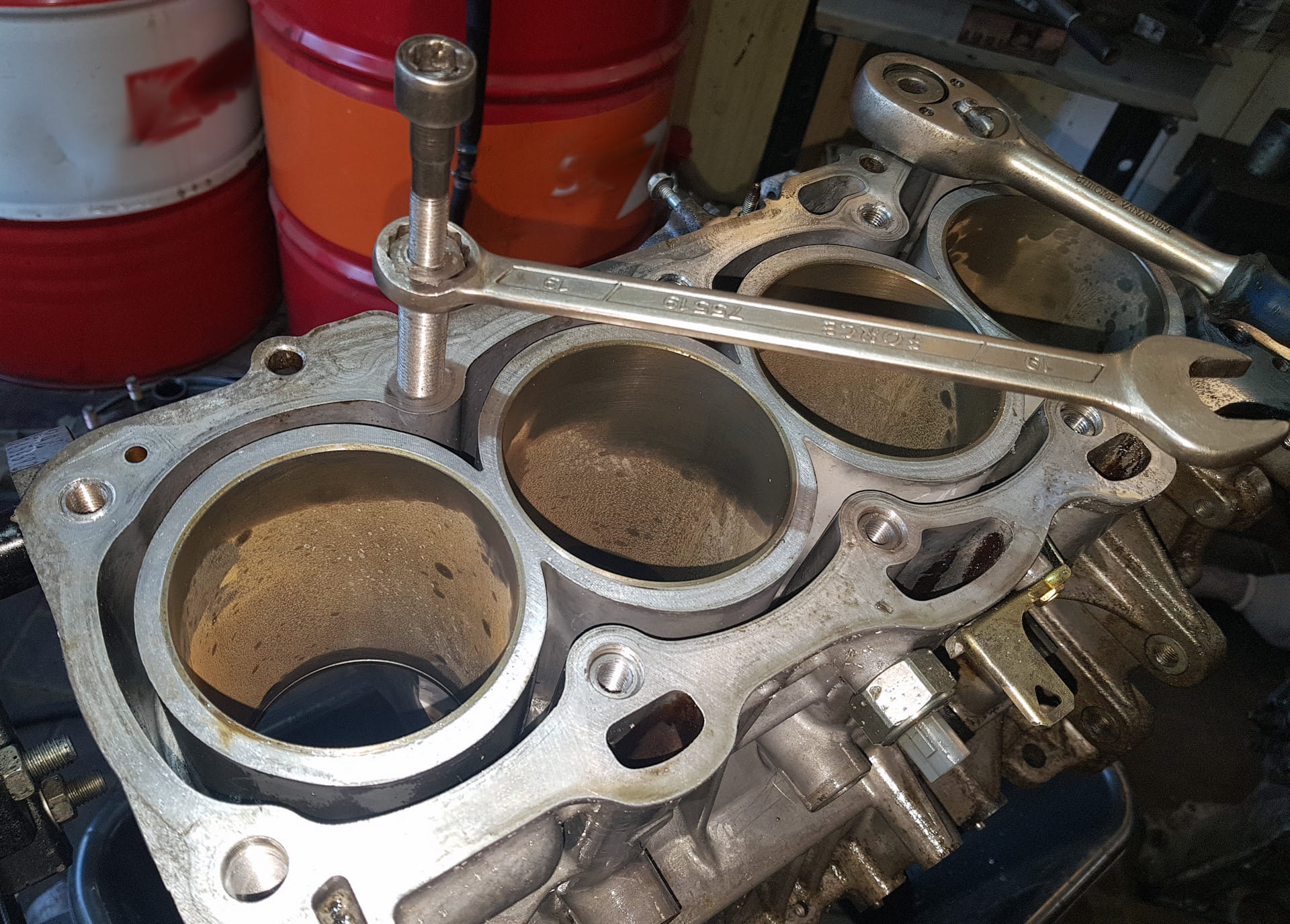 2AZ-FE Stripped Head Bolts Thread Repair Inserts Install
